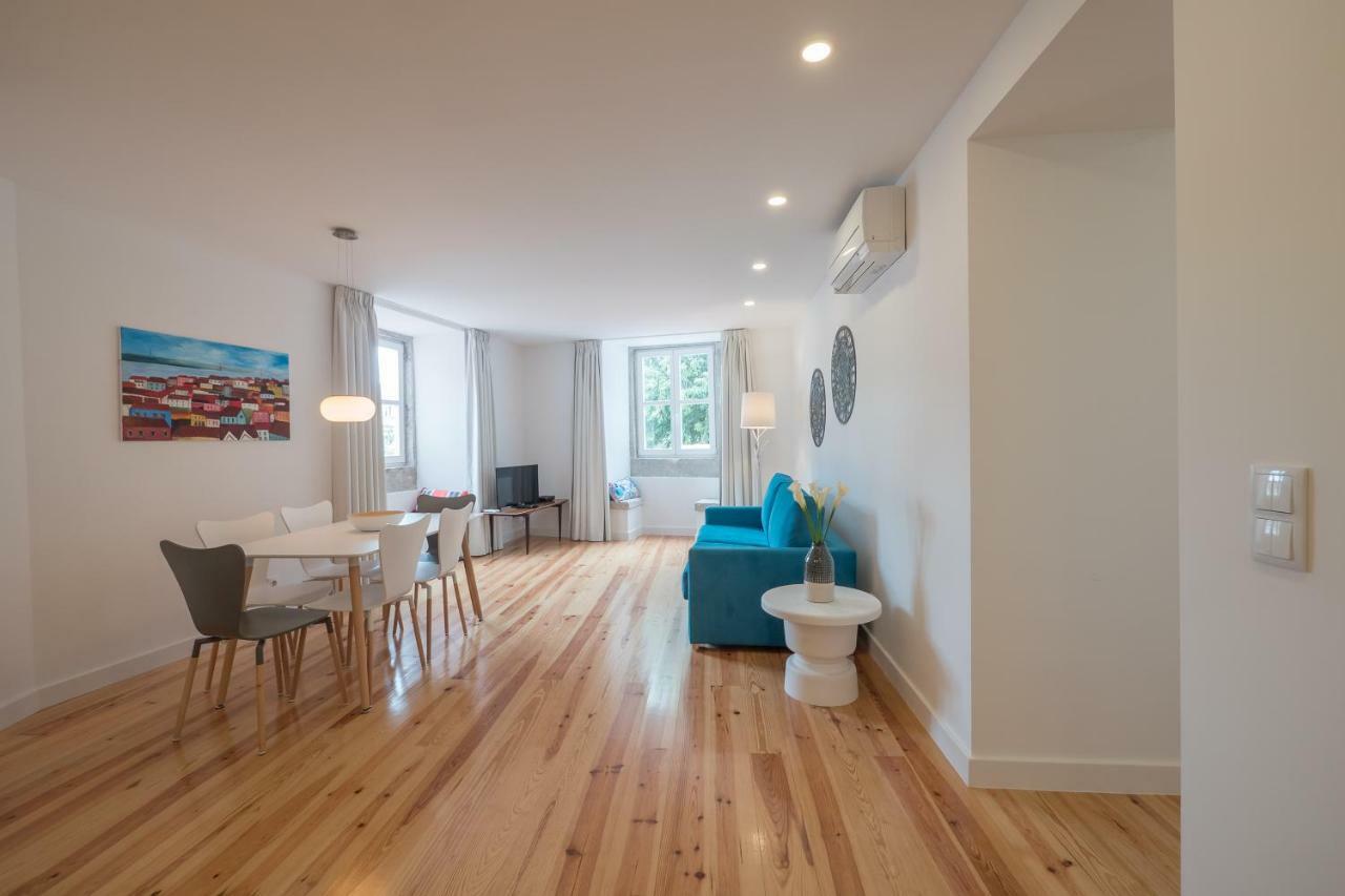 Sunshine House - Exclusive Apartment - Home By The Castle Lisbona Esterno foto
