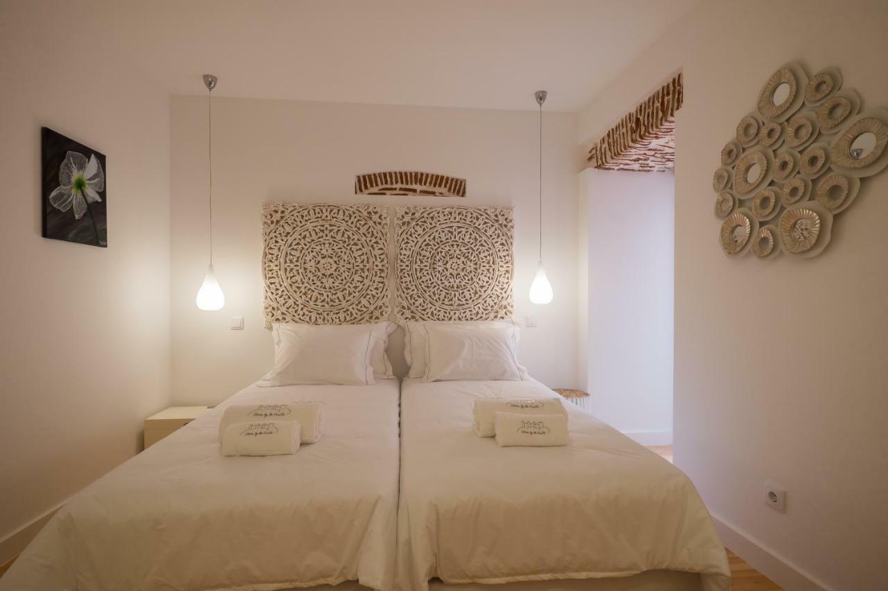 Sunshine House - Exclusive Apartment - Home By The Castle Lisbona Esterno foto